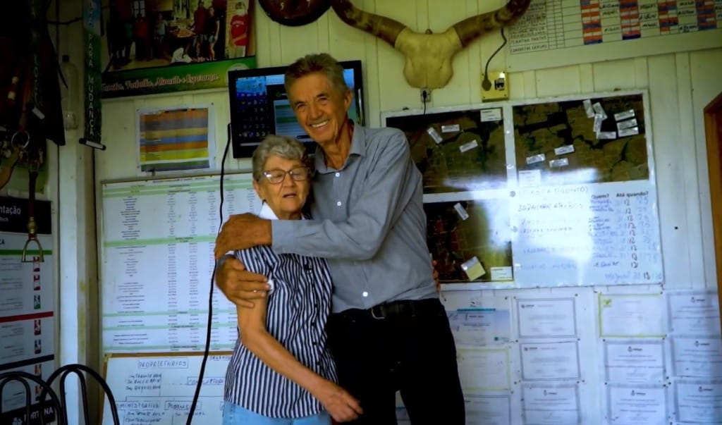 O casal Miguel e Traute Reck recebeu a premiação do Planeta Campo 2025 na categoria Pequeno Produtor